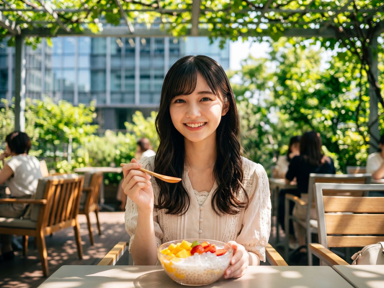 カフェでsagoボウルを楽しむ夢咲さくら