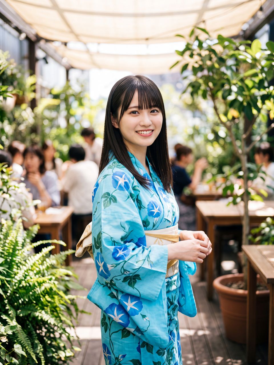 水色の浴衣姿の蒼井瑠璃